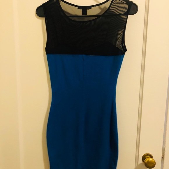 Short dress - Picture 2 of 2